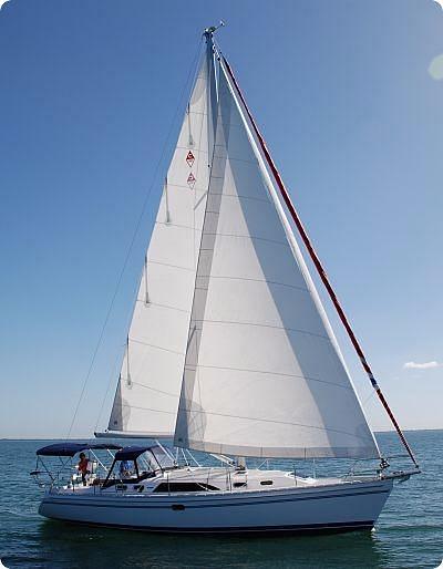 BOATZON | Catalina 385 2025