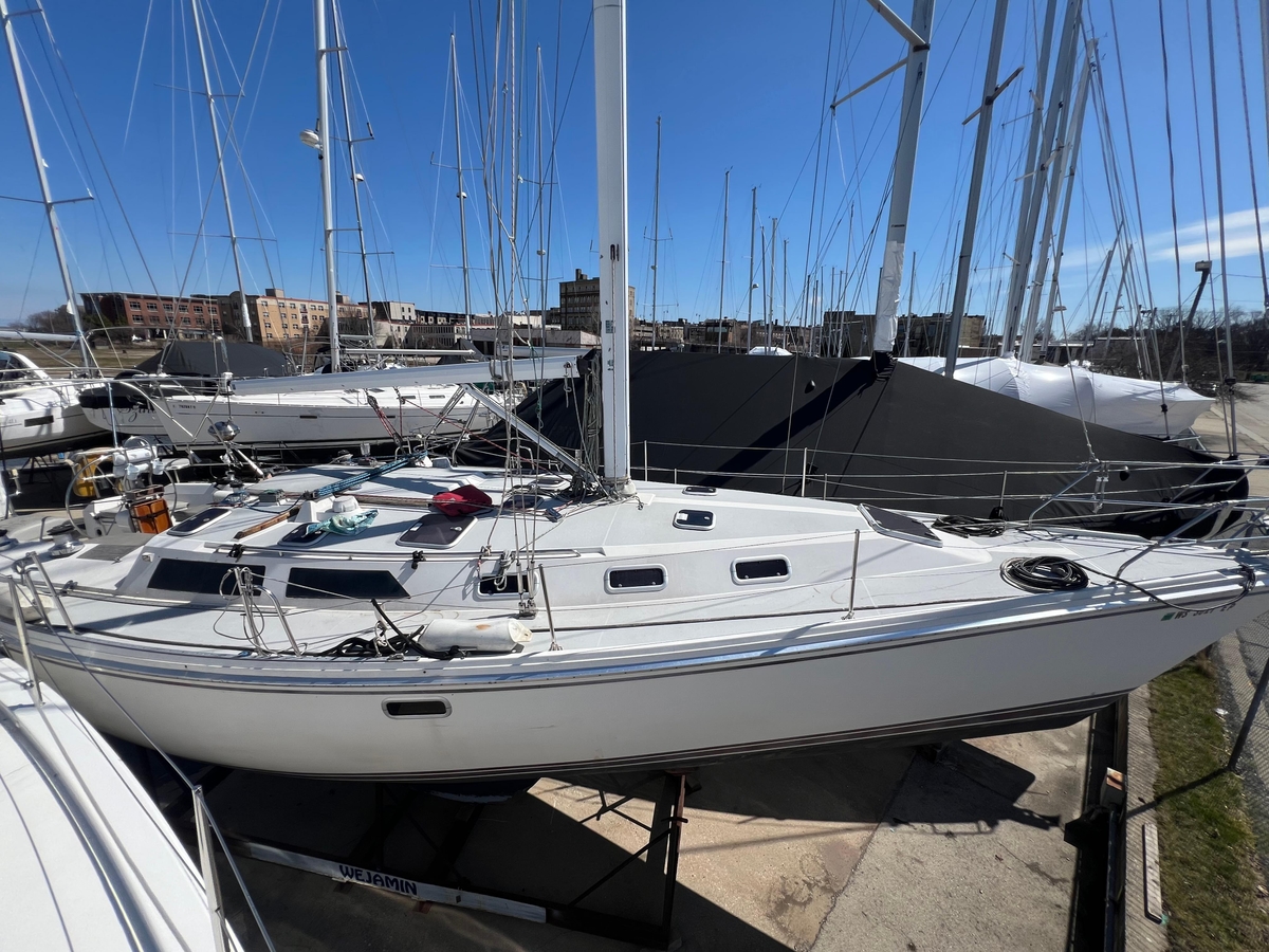 1993 Catalina 42 Mk I - Sold Boat