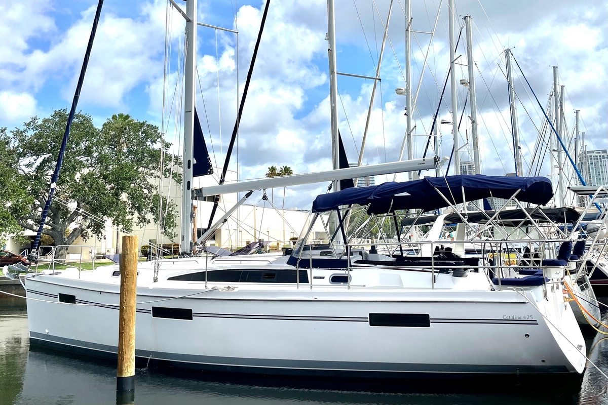 2017 Catalina 425 - Sold Boat