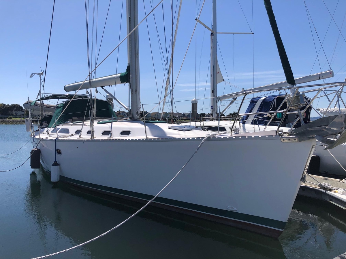 2002 Catalina 470 - Sold Boat