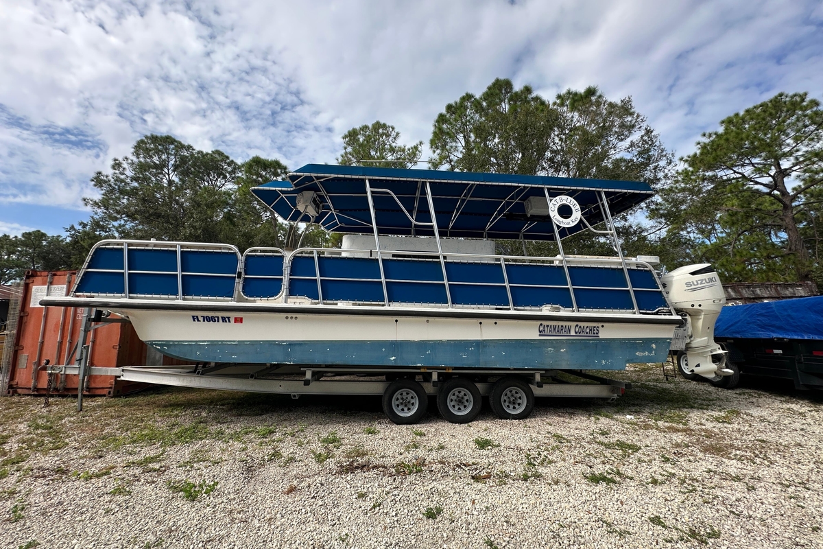 1999 Catamaran Coaches 31 - Sold Boat