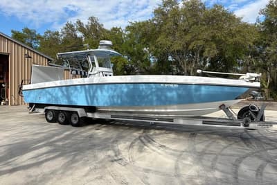 BOATZON | Catamaran Coaches 38 Lightning Powerboats 2018