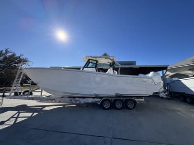 BOATZON | Caymas Boats 34 CT 2026 BOATZON | Caymas Boats 34 CT 2026