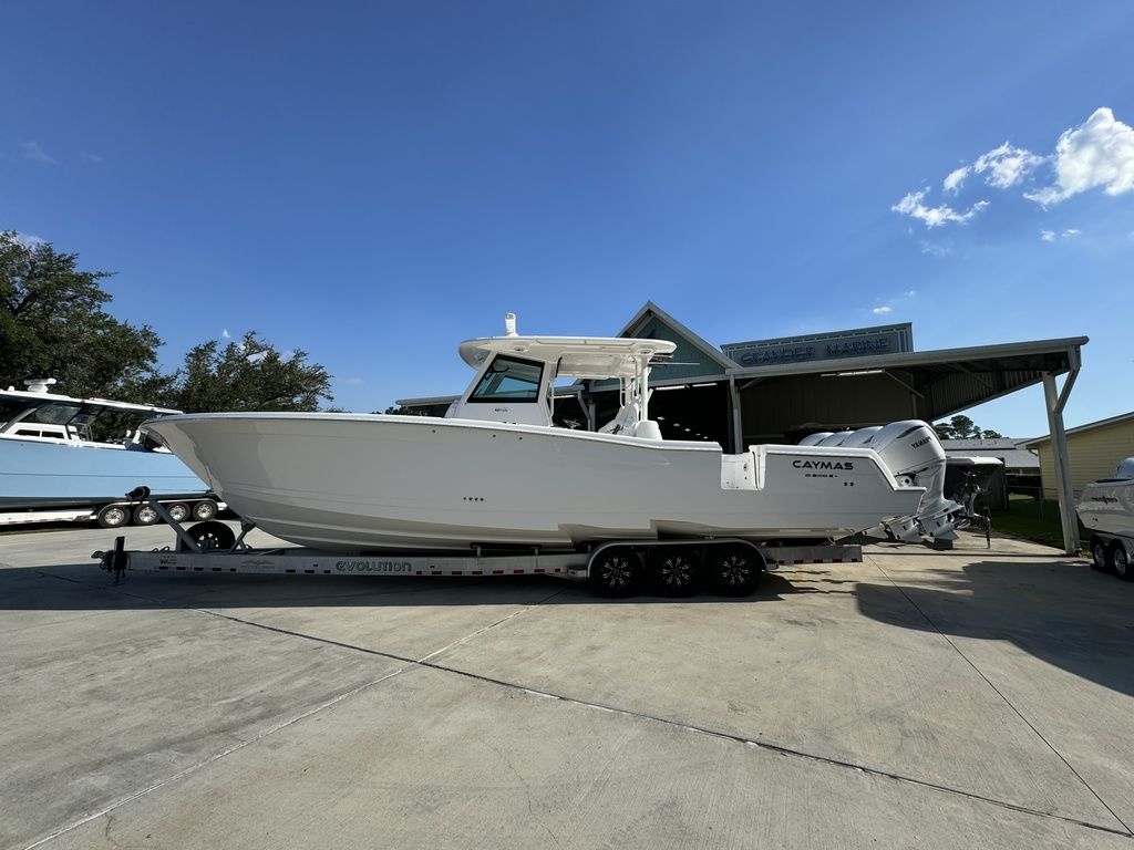 2025 Caymas Boats 401 CC - Sold Boat