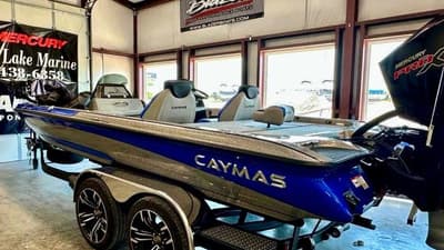 BOATZON | Caymas CX 21 PRO Dual Console  Available 2025