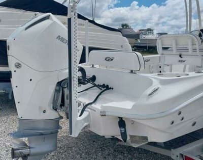 BOATZON | Center Console 240 CCX 2025