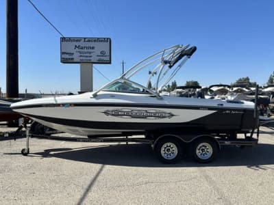 BOATZON | Centurion Air Warrior 2011
