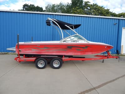 BOATZON | Centurion Avalanche 2006