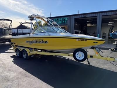 BOATZON | Centurion Avalanche C4 2004 BOATZON | Centurion Avalanche C4 2004