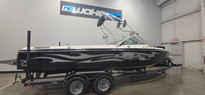 BOATZON | Centurion C4 2007