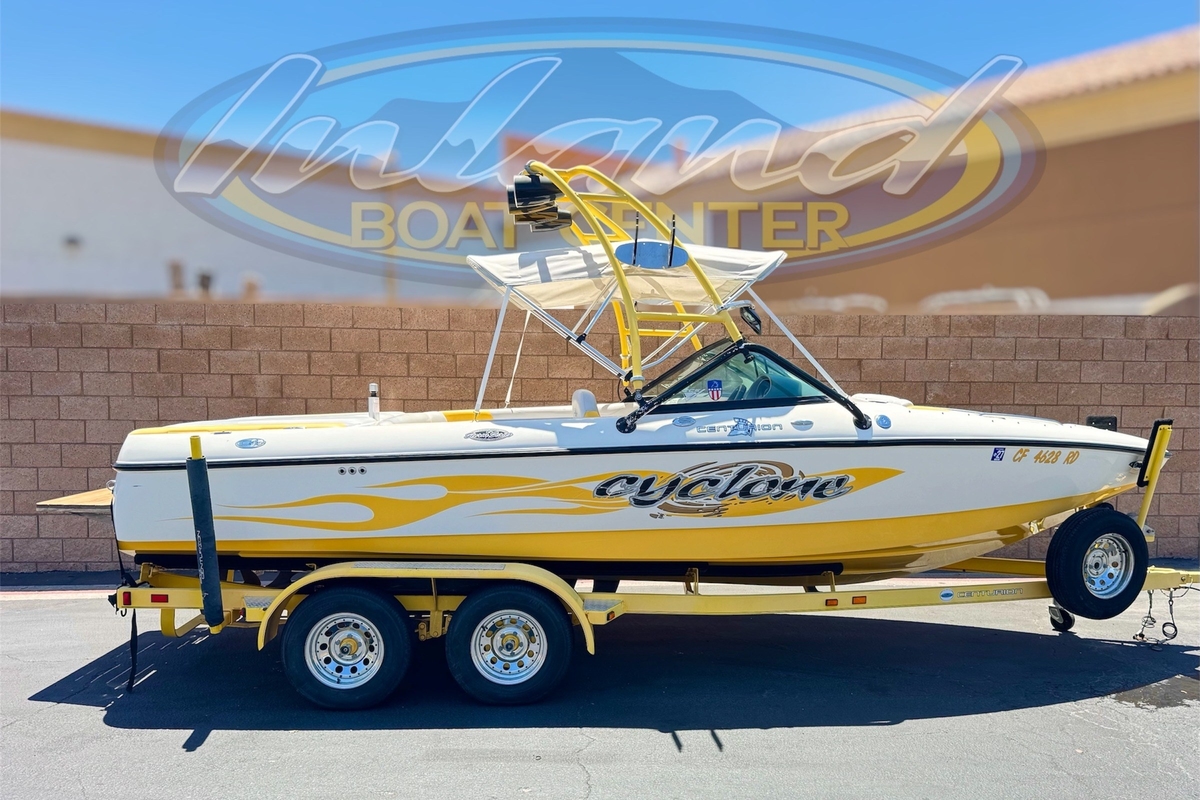 2003 Centurion Cyclone C4 - Sold Boat