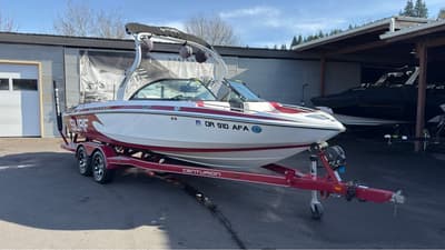 BOATZON | Centurion Enzo SV233 2014