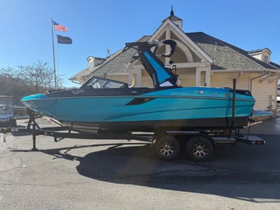 BOATZON | Centurion Fe22 2026