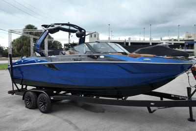 BOATZON | Centurion Fe23 2025
