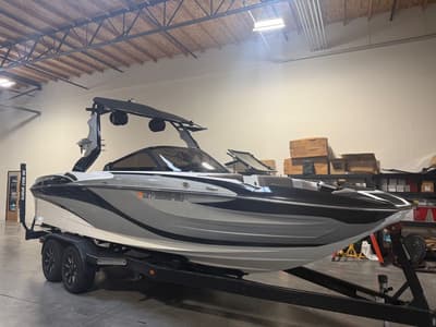 BOATZON | Centurion Fi23 2018