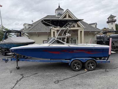 BOATZON | Centurion Lightning  Storm 2004