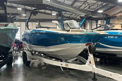 BOATZON | Centurion Nv213 2025 BOATZON | Centurion Nv213 2025