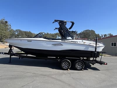 BOATZON | Centurion Nv233 2026
