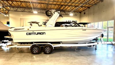 BOATZON | Centurion NV243 2026 BOATZON | Centurion NV243 2026
