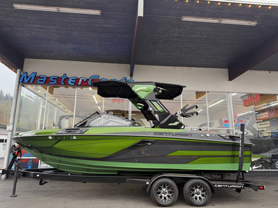 BOATZON | Centurion Ri 230 2025