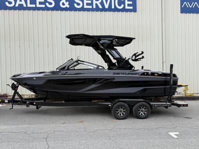 BOATZON | Centurion Ri 230 2026