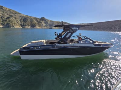 BOATZON | Centurion Ri 245 2026 BOATZON | Centurion Ri 245 2026