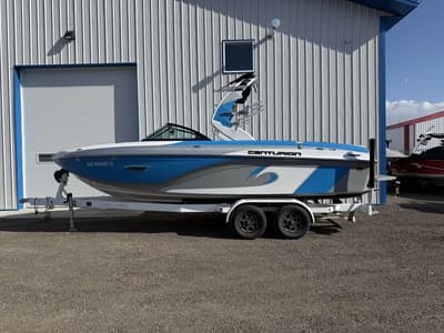 BOATZON | Centurion Ri217 2017