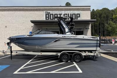 BOATZON | Centurion Ri230 2022
