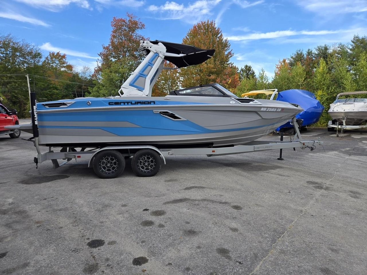 2023 Centurion Ri230 - Sold Boat