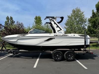 BOATZON | Centurion Ri230 2024