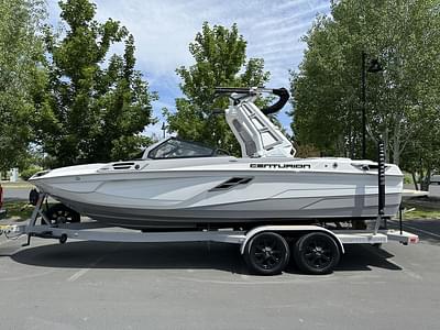 BOATZON | Centurion Ri230 2025