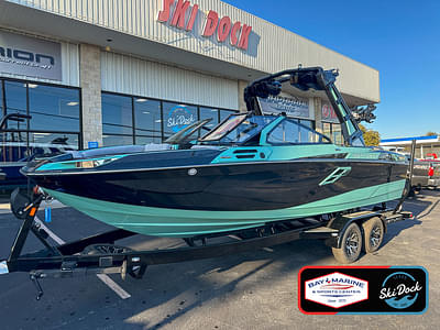 BOATZON | Centurion Ri230 2025