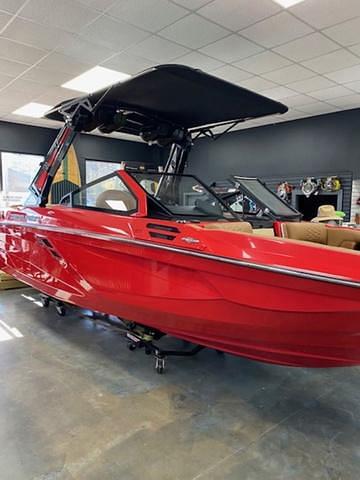 BOATZON | Centurion Ri230 2025