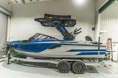 BOATZON | Centurion Ri230 2026