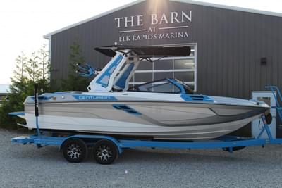 BOATZON | Centurion Ri230 2026