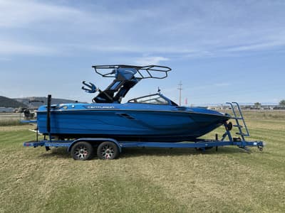 BOATZON | Centurion RI230 2026