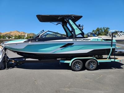 BOATZON | Centurion Ri230 2026