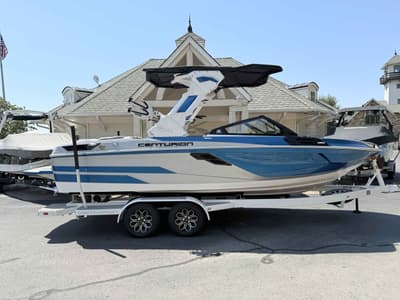 BOATZON | Centurion Ri230 2026