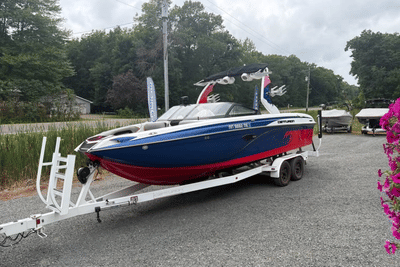 BOATZON | Centurion Ri237 2021