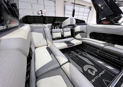 BOATZON | Centurion Ri245 2021