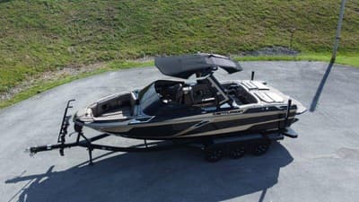 BOATZON | Centurion Ri245 2022 BOATZON | Centurion Ri245 2022