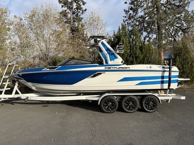 BOATZON | Centurion Ri245 2023