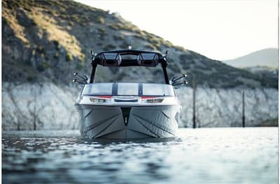 BOATZON | Centurion Ri245 2023