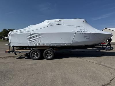 BOATZON | Centurion Ri245 2025