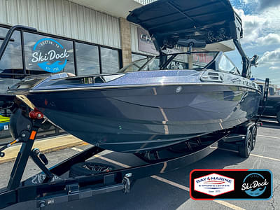 BOATZON | Centurion Ri245 2025 BOATZON | Centurion Ri245 2025