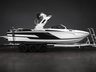 BOATZON | Centurion Ri245 2026 BOATZON | Centurion Ri245 2026