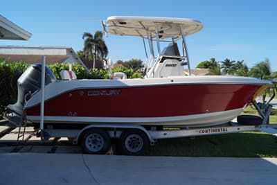 BOATZON | Century 2200 Center Console 2014 BOATZON | Century 2200 Center Console 2014