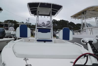 BOATZON | Century 2202 Inshore 2007