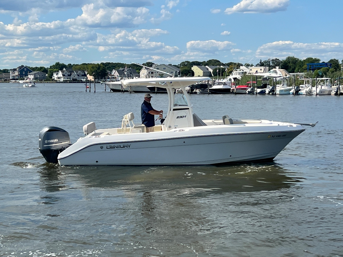 2020 Century Century 2301 Center Console 2020 - Sold Boat