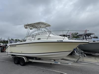 BOATZON | Century 2400 2006